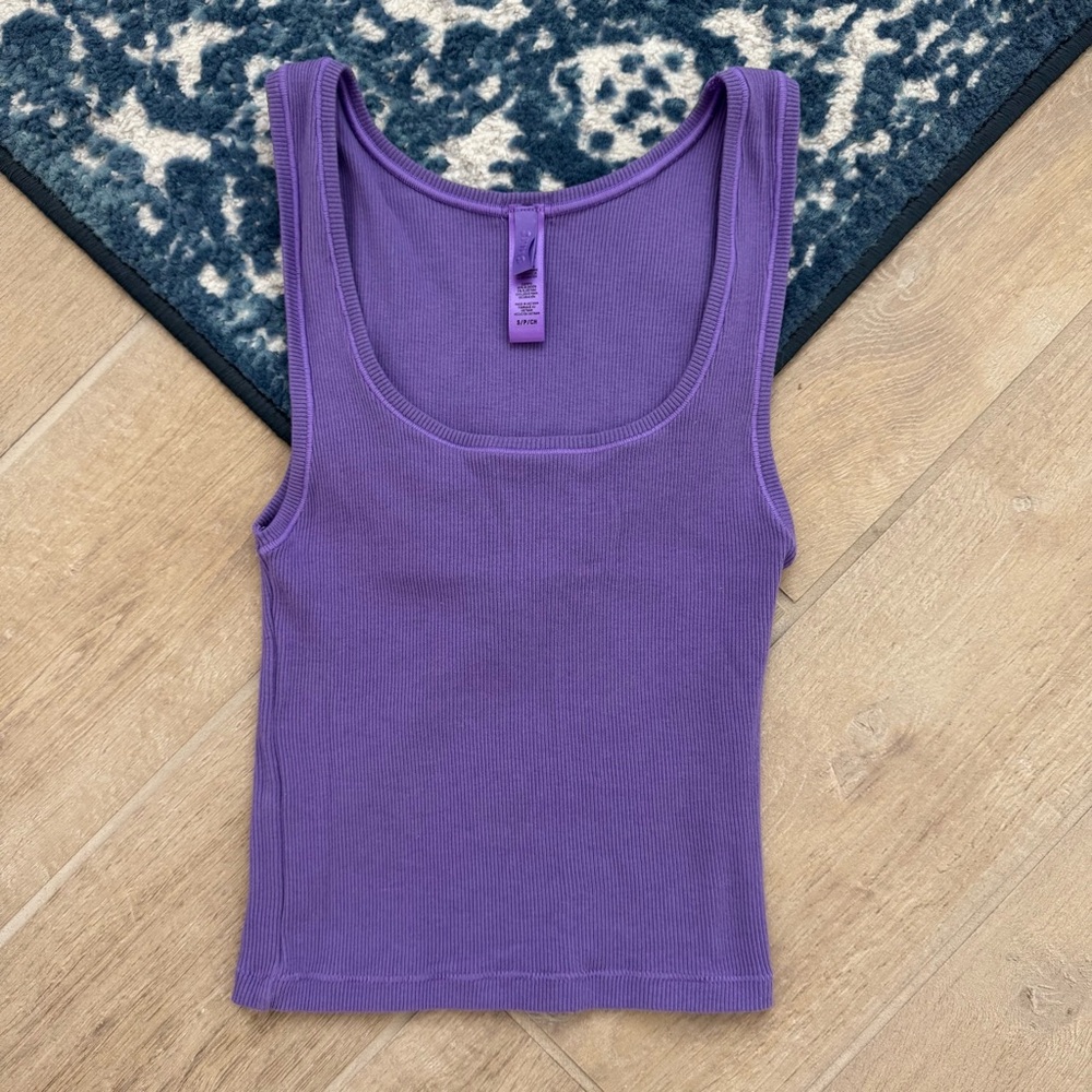 NEW! SKIMS Purple Ribbed Tank Top size S